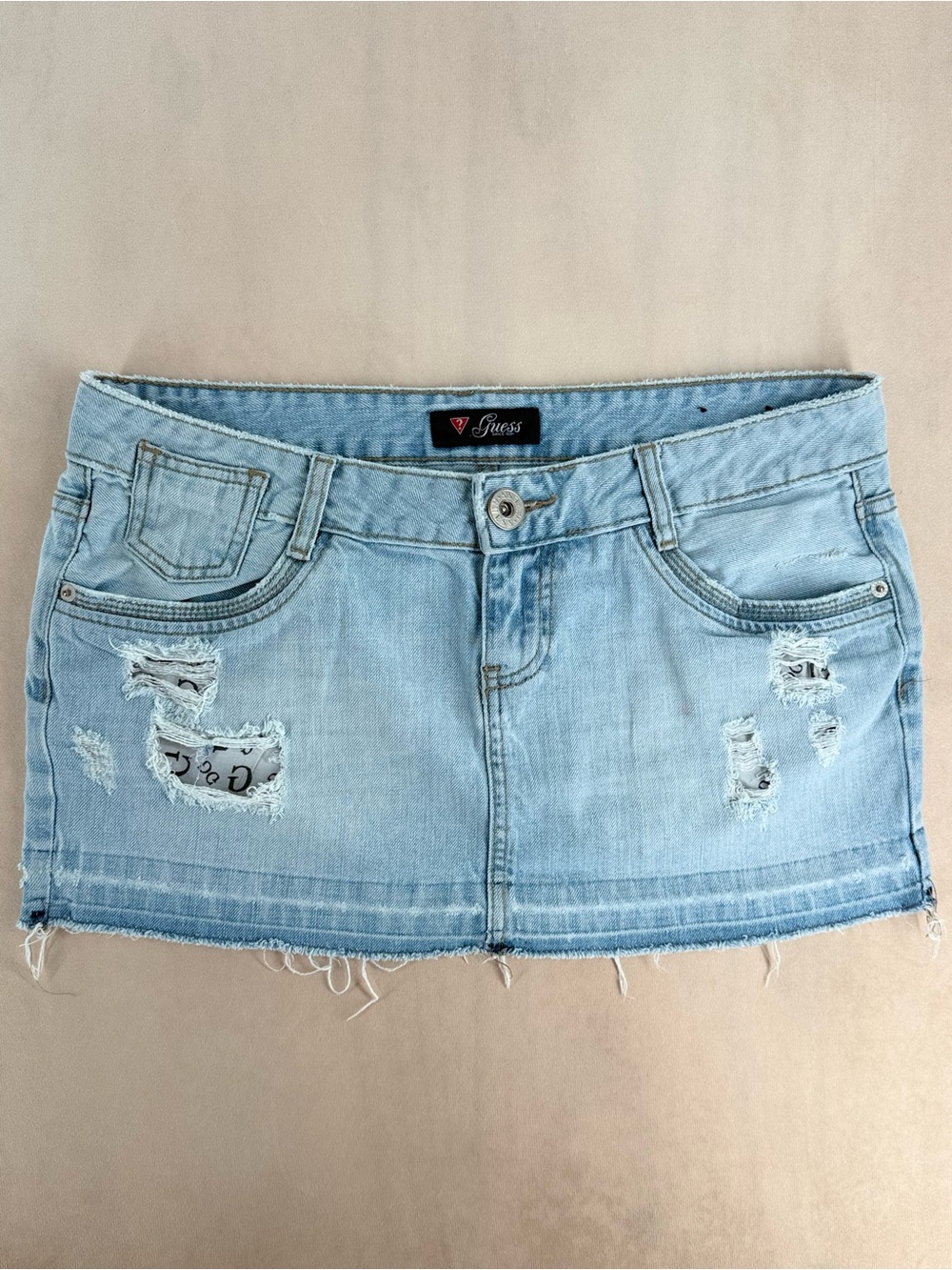 GUESS Y2K Distressed Denim Mini Skirt Size 4 Light Wash
